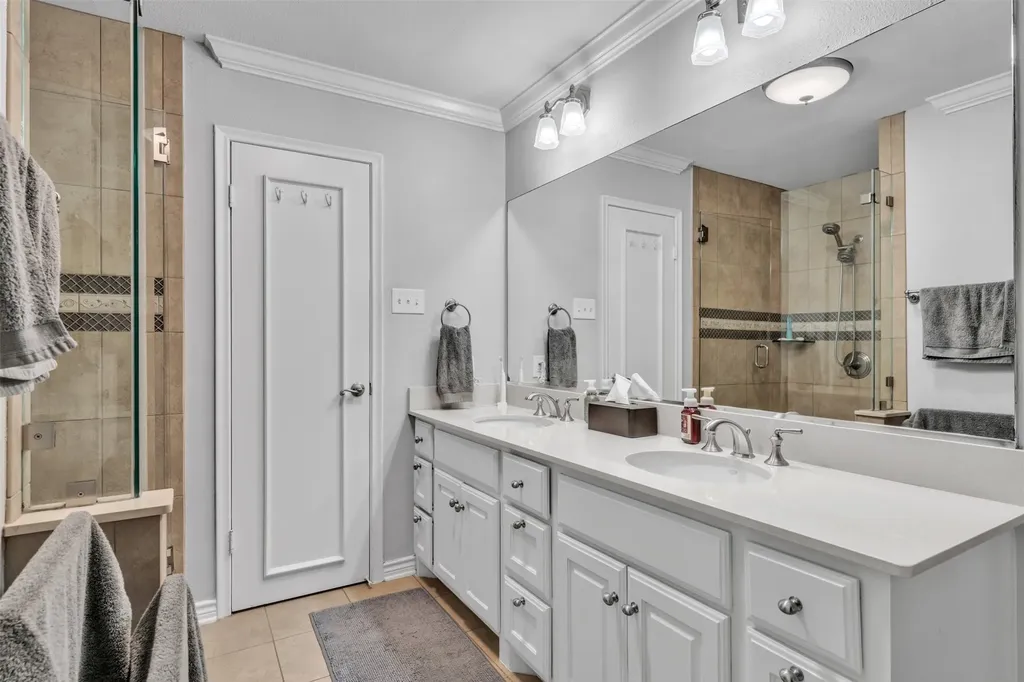 4421 Allencrest Lane Dallas TX 75244