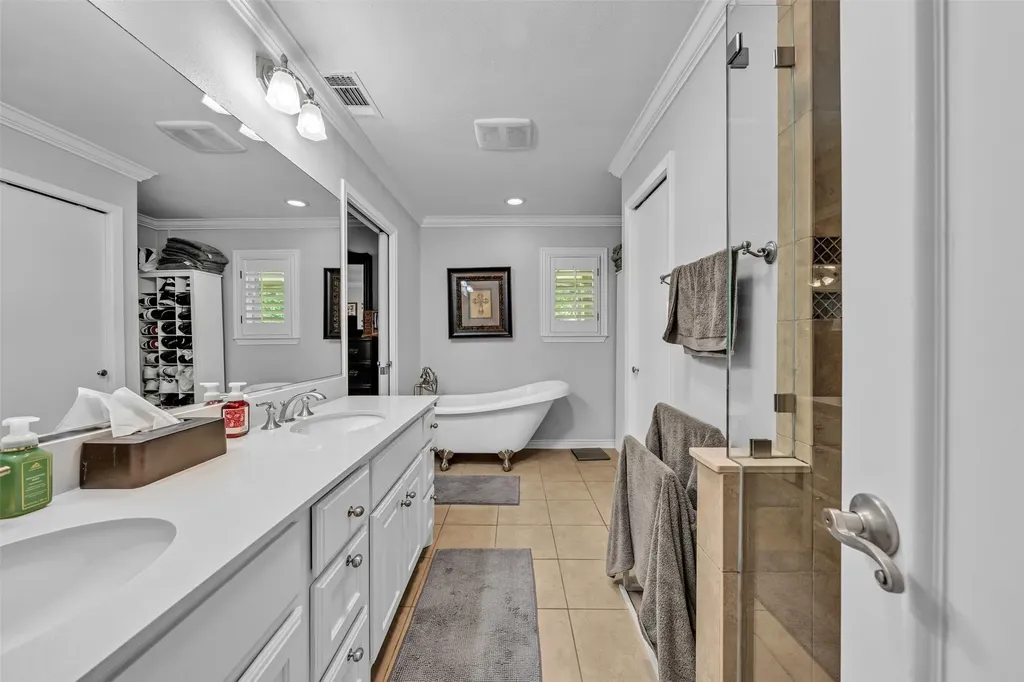 4421 Allencrest Lane Dallas TX 75244