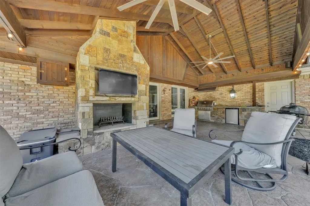 4421 Allencrest Lane Dallas TX 75244