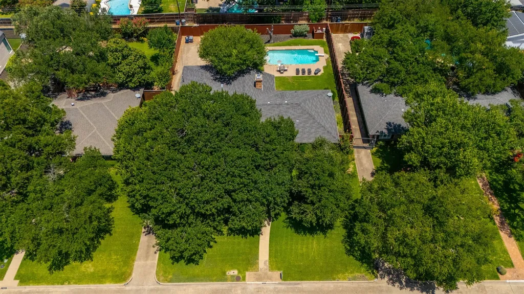 4421 Allencrest Lane Dallas TX 75244