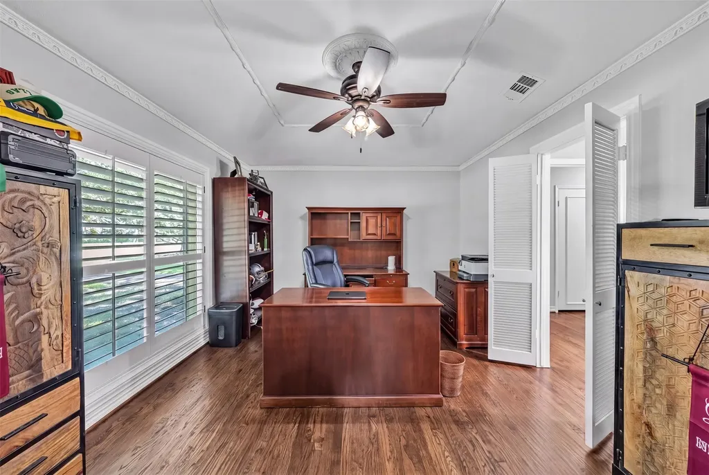 4421 Allencrest Lane Dallas TX 75244
