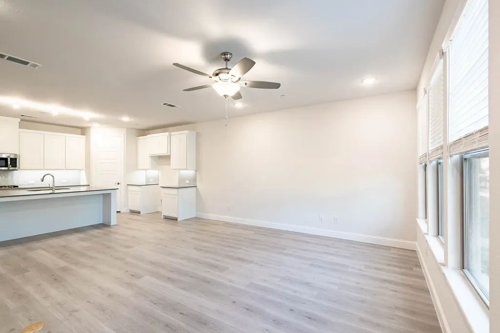 1949 Mcclane Drive Allen TX 75013