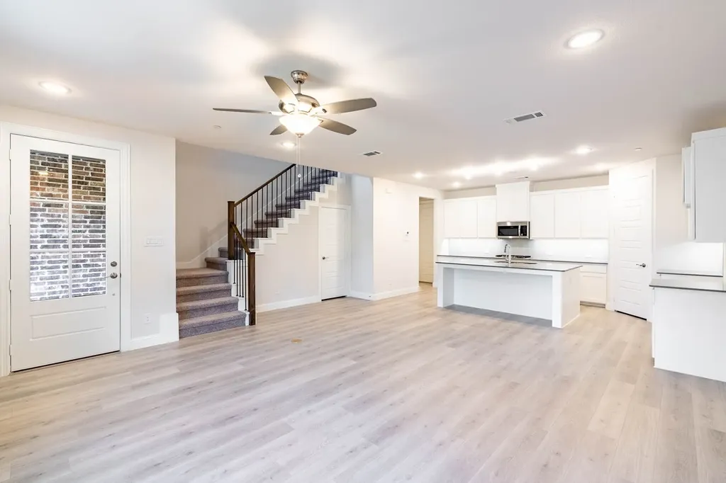 1949 Mcclane Drive Allen TX 75013