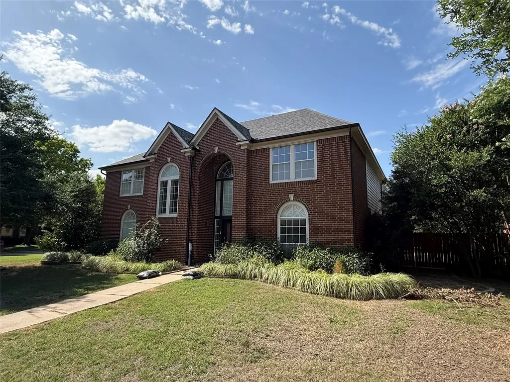 6832 Clear Spring Drive Fort Worth TX 76132