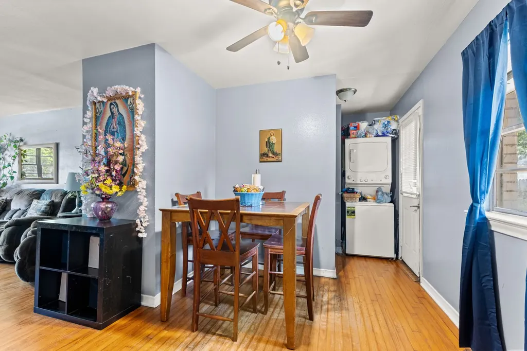 301 W Ridgewood Drive Garland TX 75041