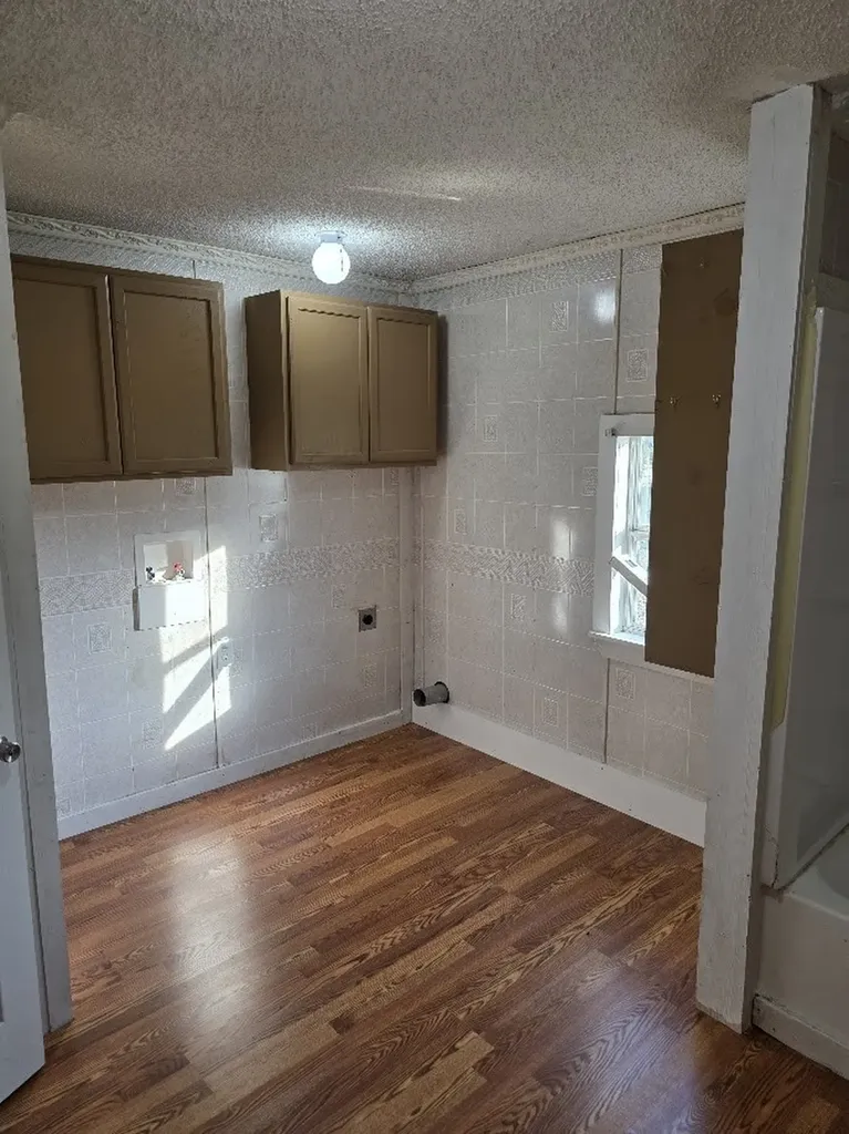 916 West Avenue B Rosebud TX 76570