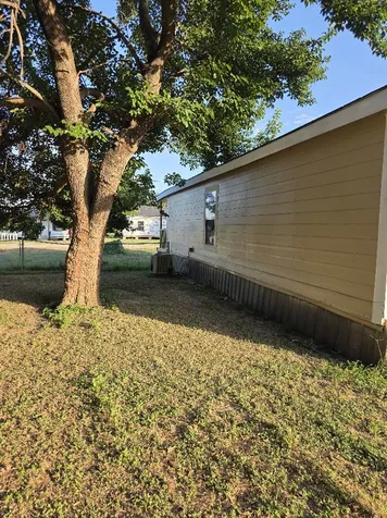 916 West Avenue B Rosebud TX 76570