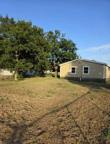 916 West Avenue B Rosebud TX 76570