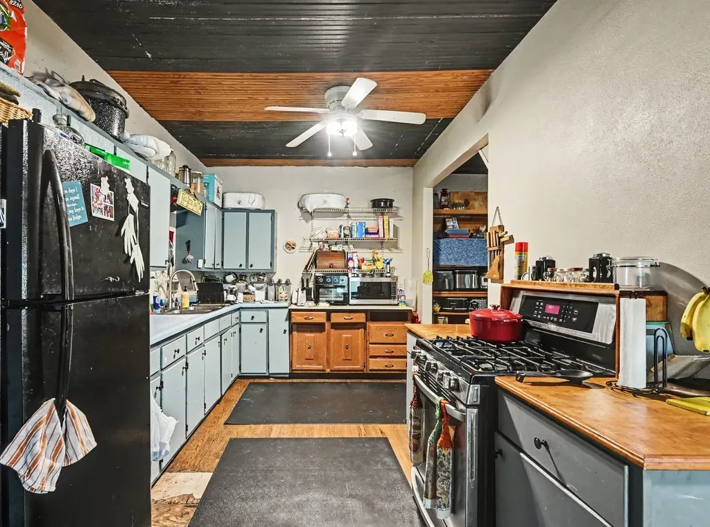1060 County Road 4360 Decatur TX 76234