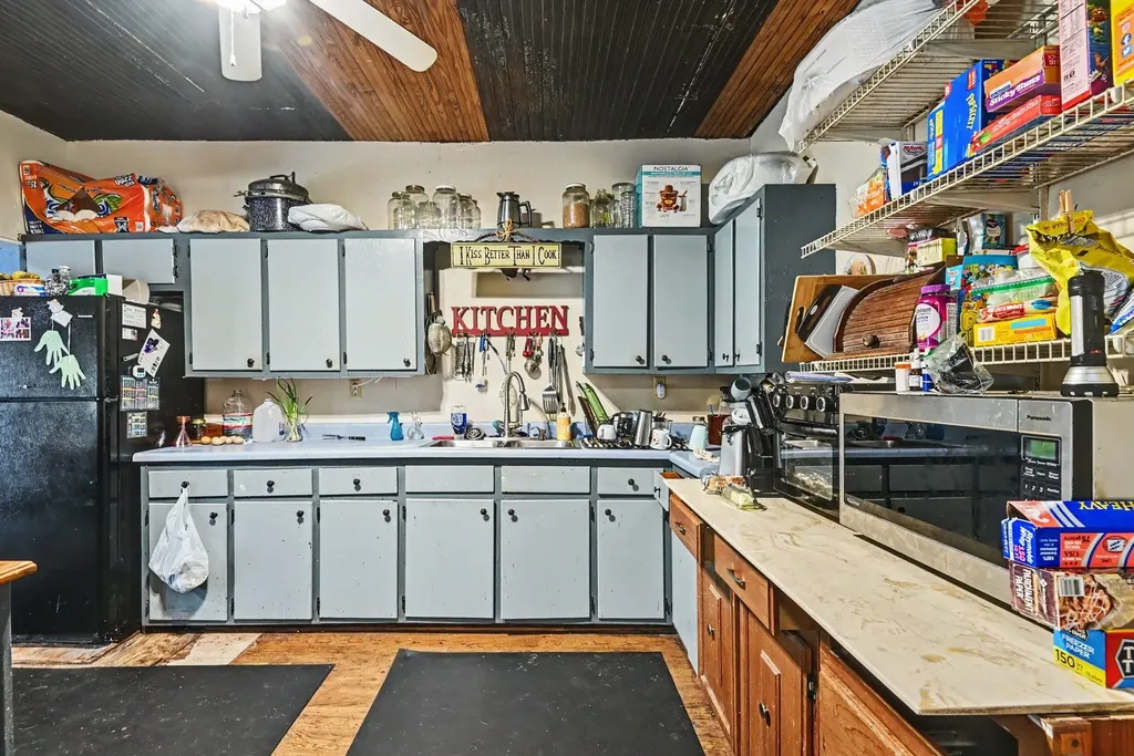 1060 County Road 4360 Decatur TX 76234
