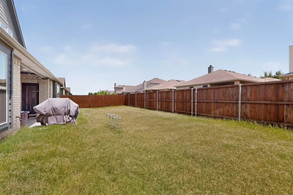 2905 Emerald Trace Drive Denton TX 76226