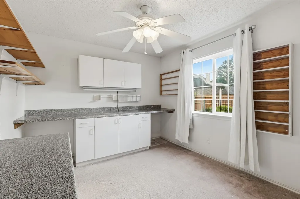 2703 Old English Court Euless TX 76039