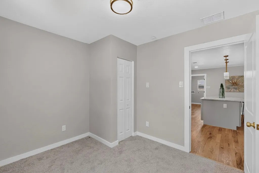 811 Tarryall Drive Dallas TX 75224