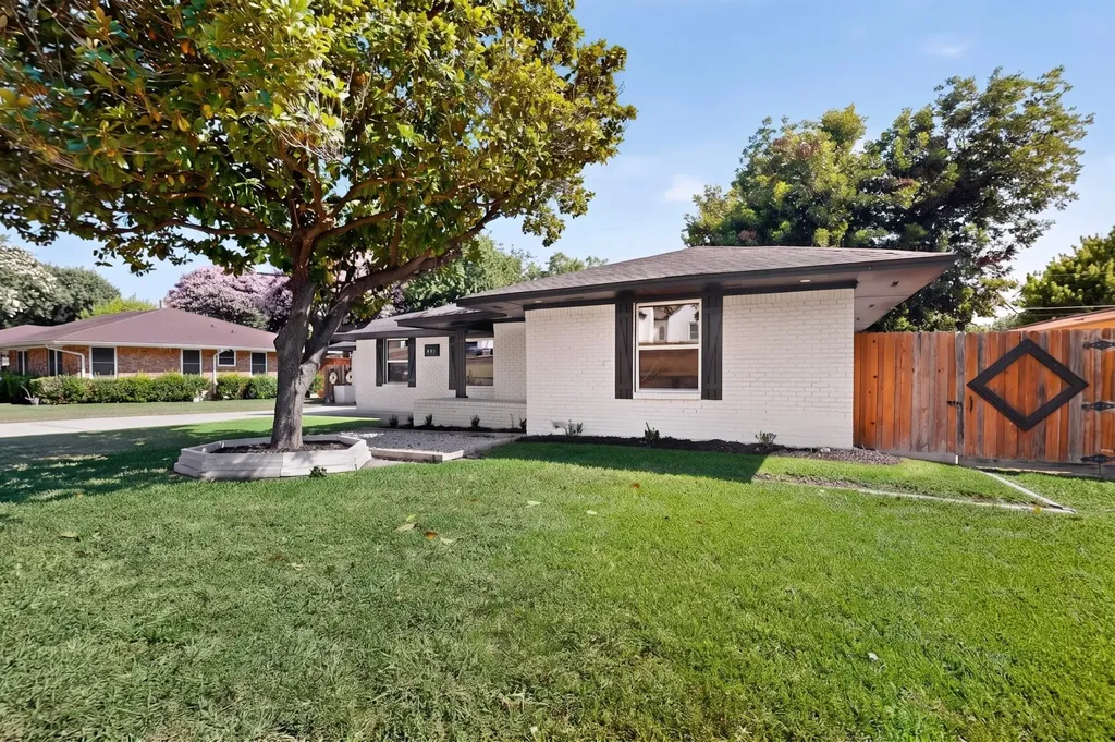 811 Tarryall Drive Dallas TX 75224