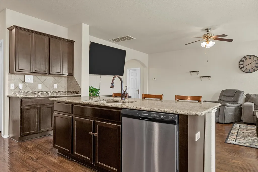 11116 Whitlock Drive Lorena TX 76655