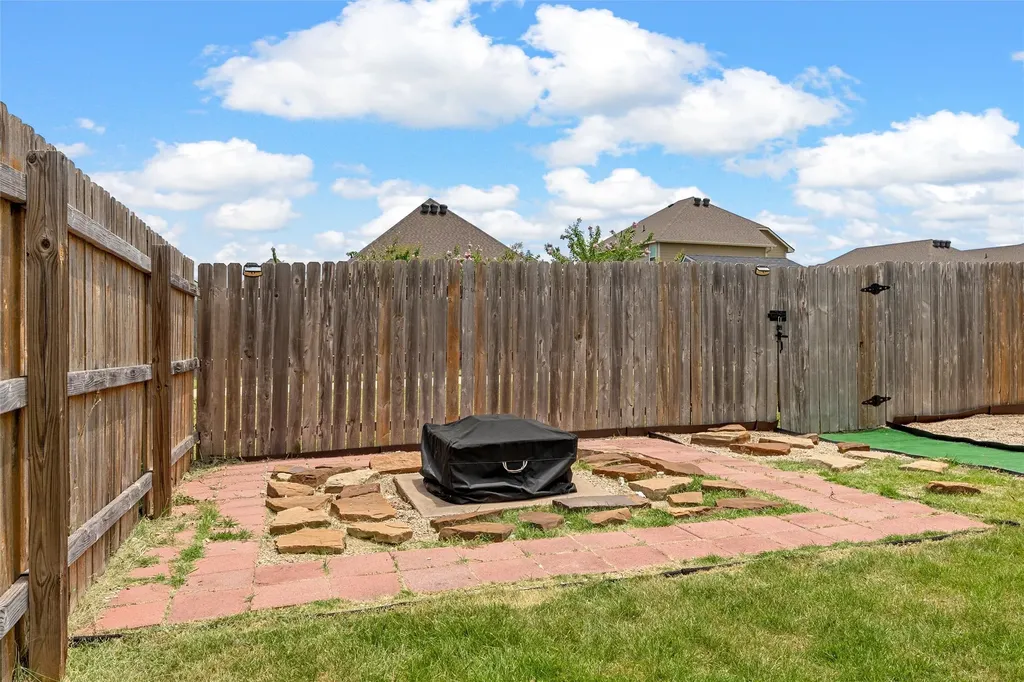 11116 Whitlock Drive Lorena TX 76655
