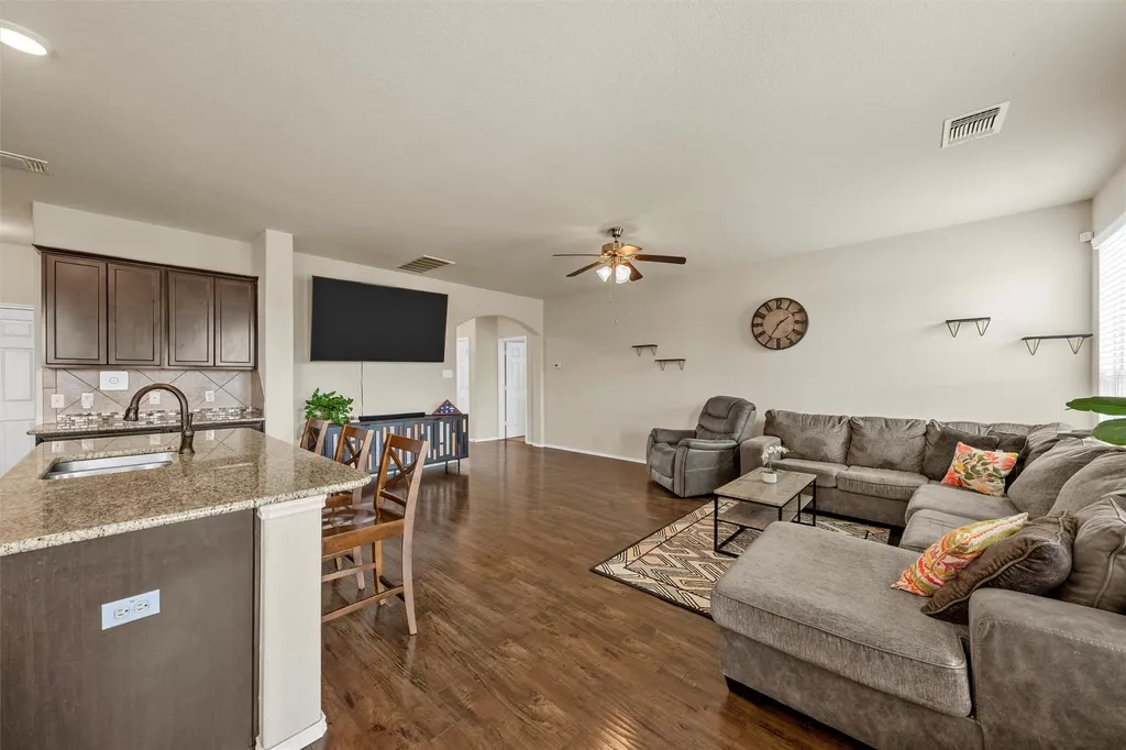 11116 Whitlock Drive Lorena TX 76655