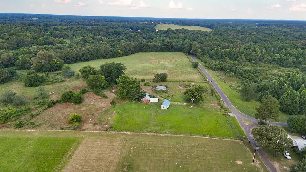 753 County Road 4390 Winnsboro TX 75494