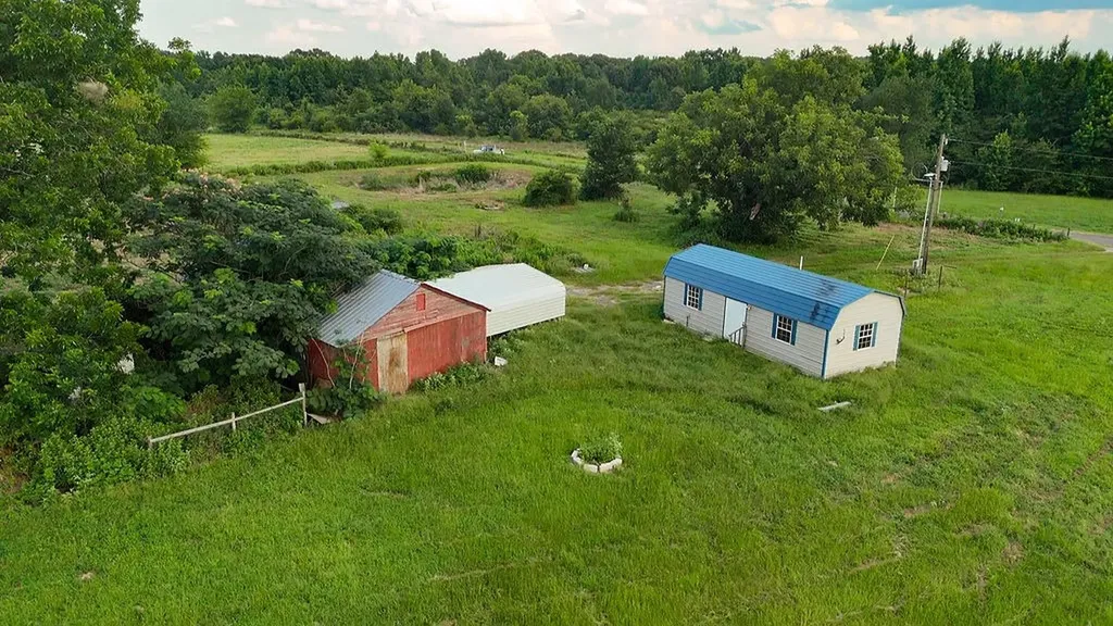 753 County Road 4390 Winnsboro TX 75494