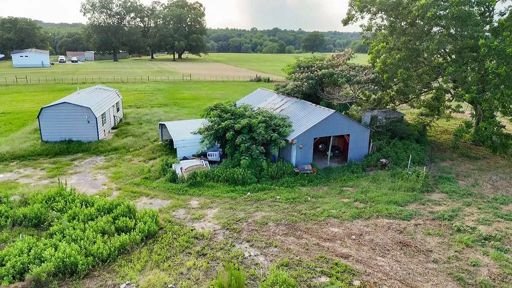 753 County Road 4390 Winnsboro TX 75494