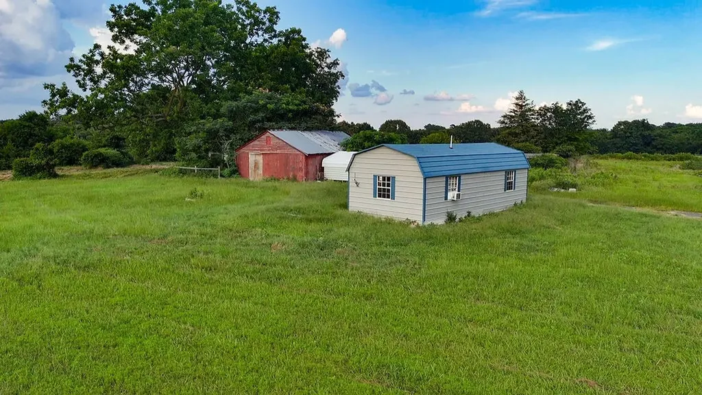 753 County Road 4390 Winnsboro TX 75494