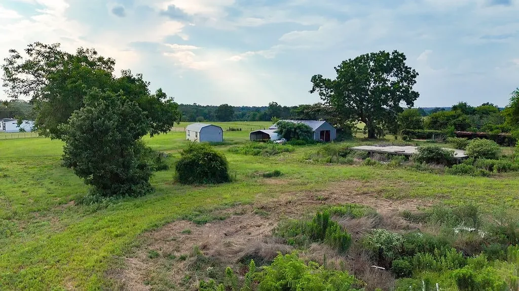 753 County Road 4390 Winnsboro TX 75494