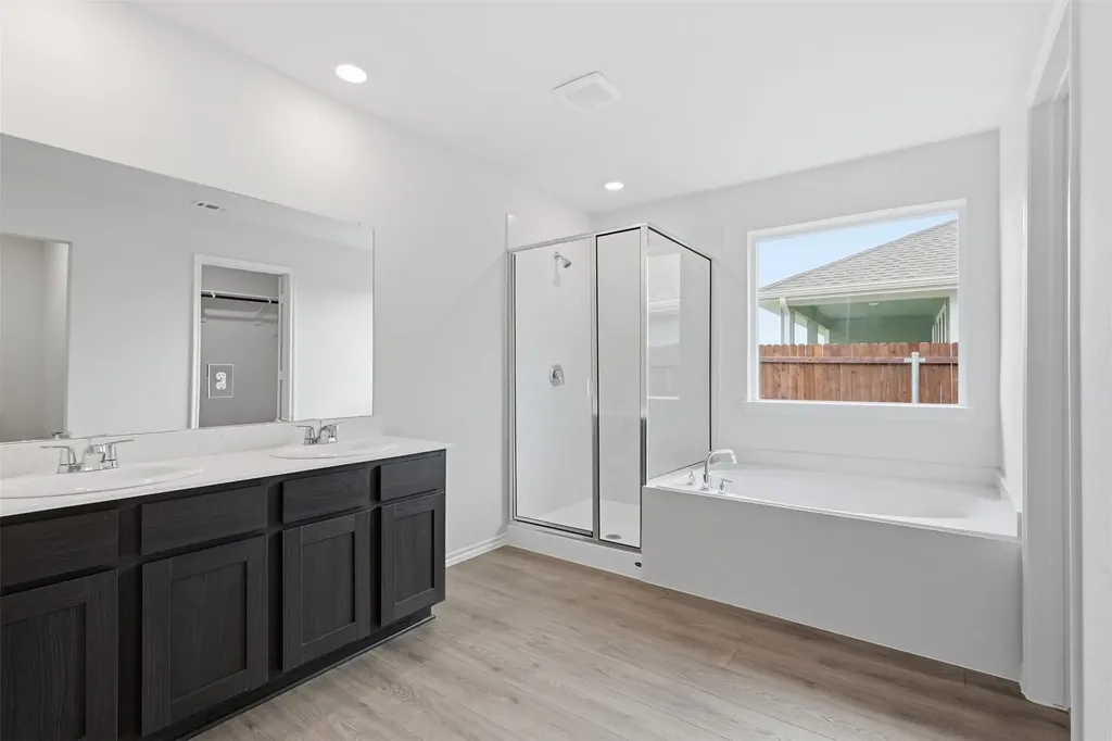 718 Orchid Way Pilot Point TX 76258