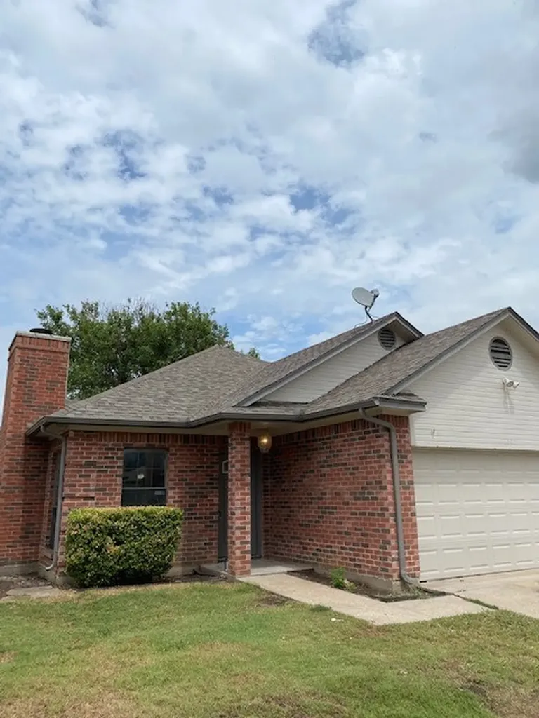 805 Melville Drive Arlington TX 76015