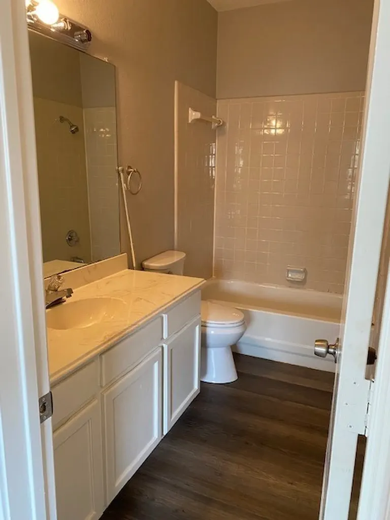 805 Melville Drive Arlington TX 76015
