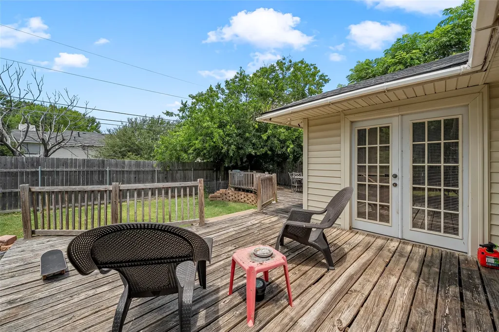 2105 Real Drive Woodway TX 76712
