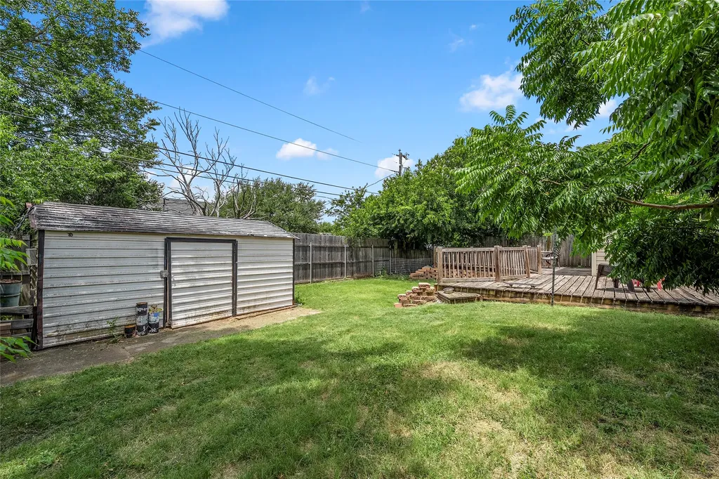 2105 Real Drive Woodway TX 76712