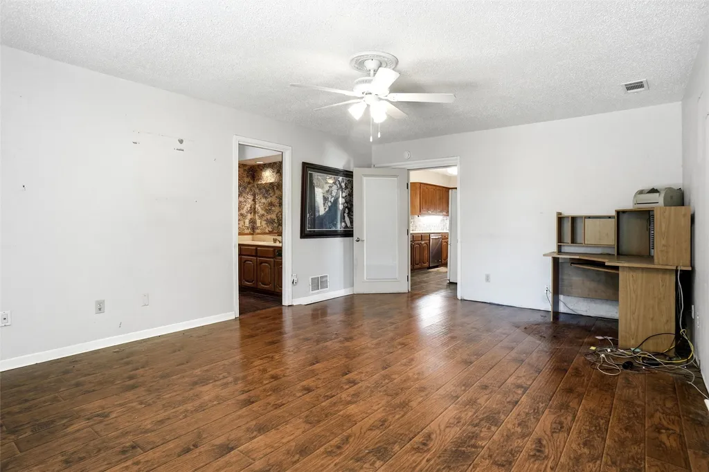 35 Hickory Hills Boulevard Hickory Creek TX 75065