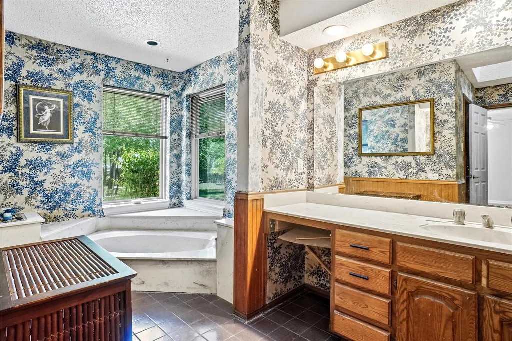 35 Hickory Hills Boulevard Hickory Creek TX 75065