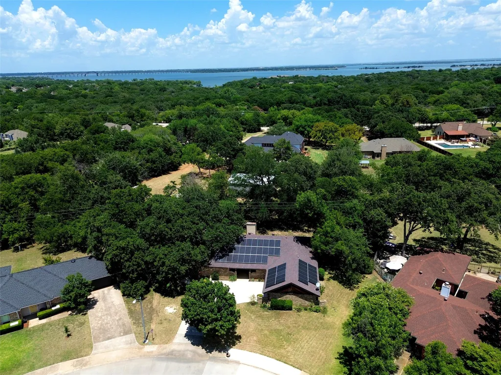 35 Hickory Hills Boulevard Hickory Creek TX 75065