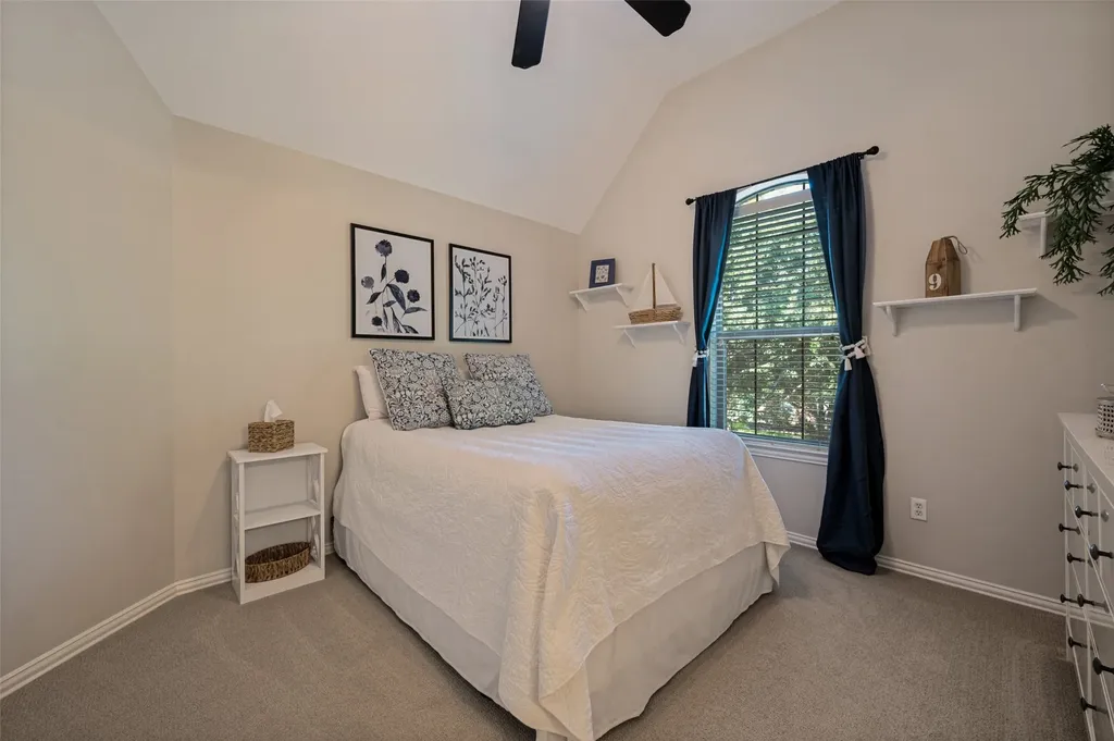 712 Glendevon Drive Mckinney TX 75071