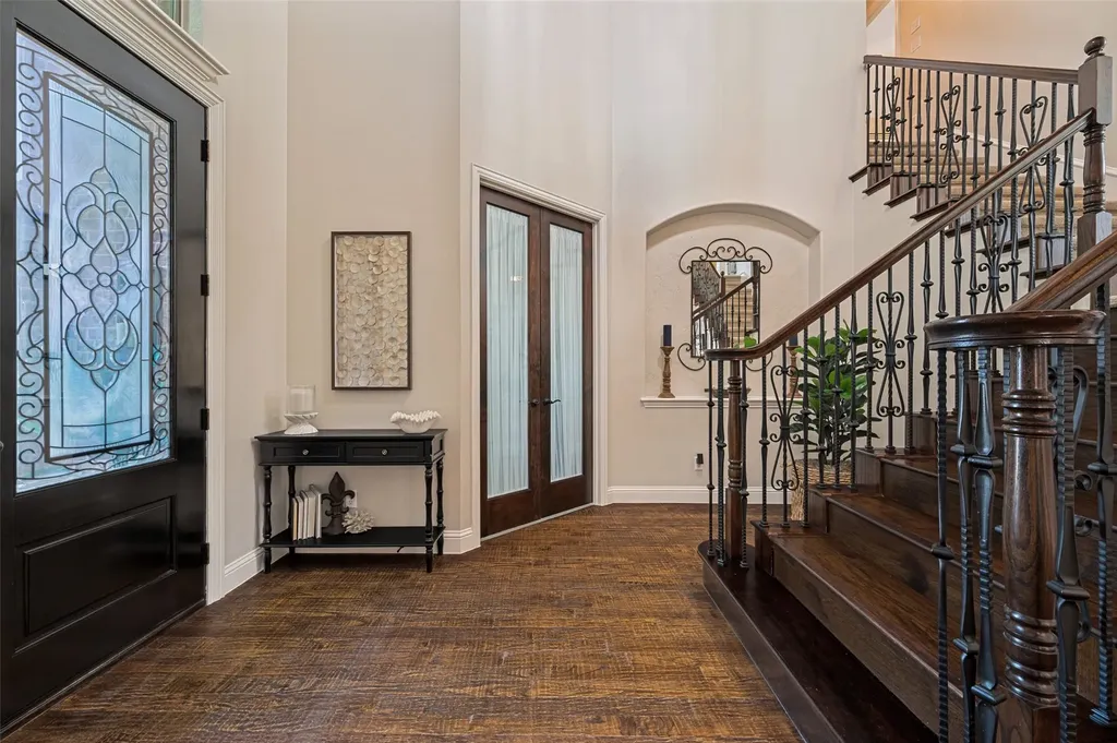712 Glendevon Drive Mckinney TX 75071