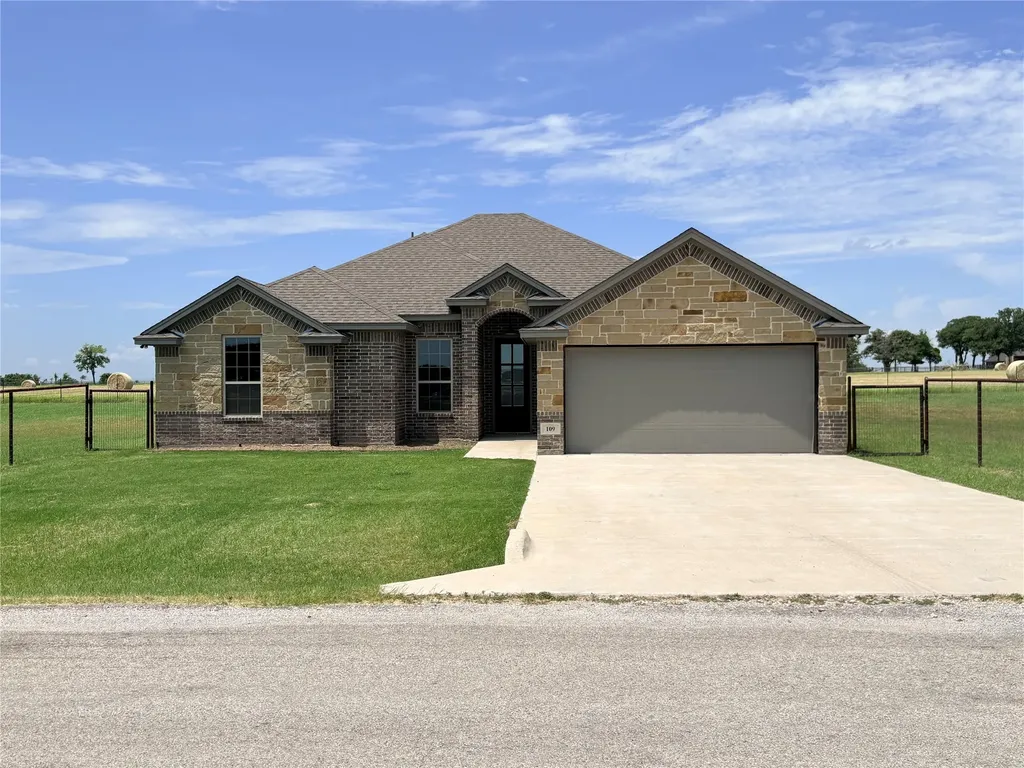 109 Cool Meadows Court Millsap TX 76066