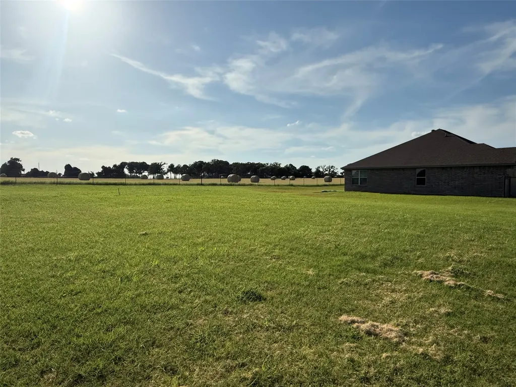 109 Cool Meadows Court Millsap TX 76066