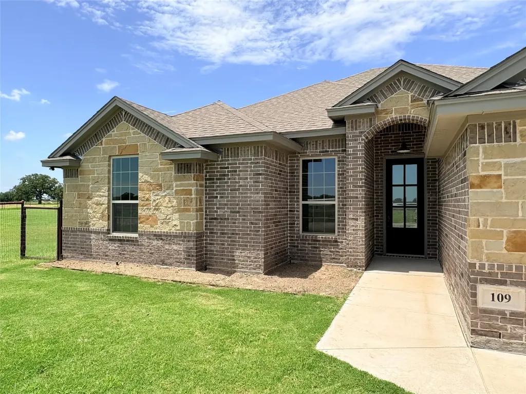 109 Cool Meadows Court Millsap TX 76066