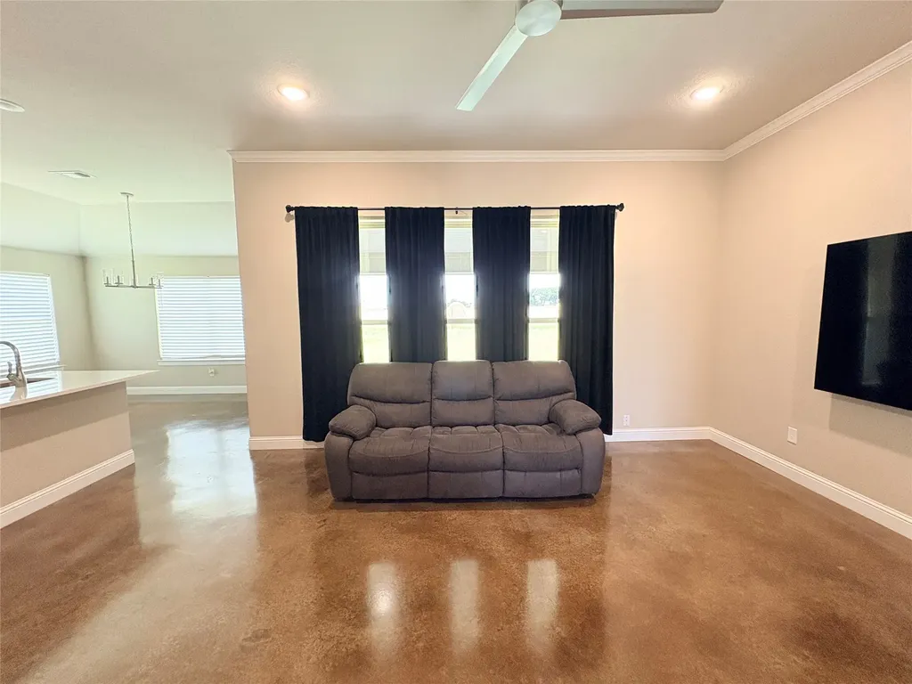 109 Cool Meadows Court Millsap TX 76066