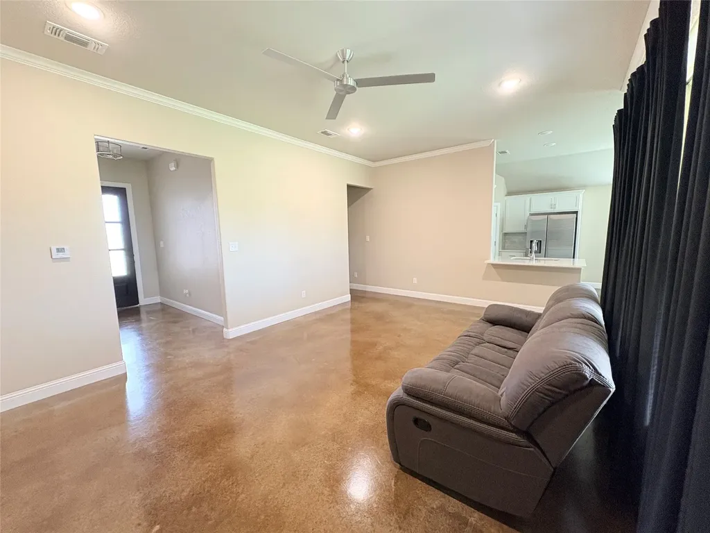 109 Cool Meadows Court Millsap TX 76066