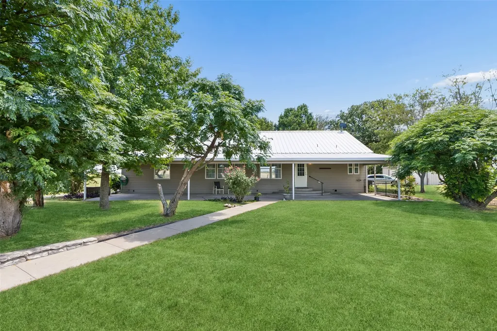 4101 Tolar Highway Tolar TX 76476