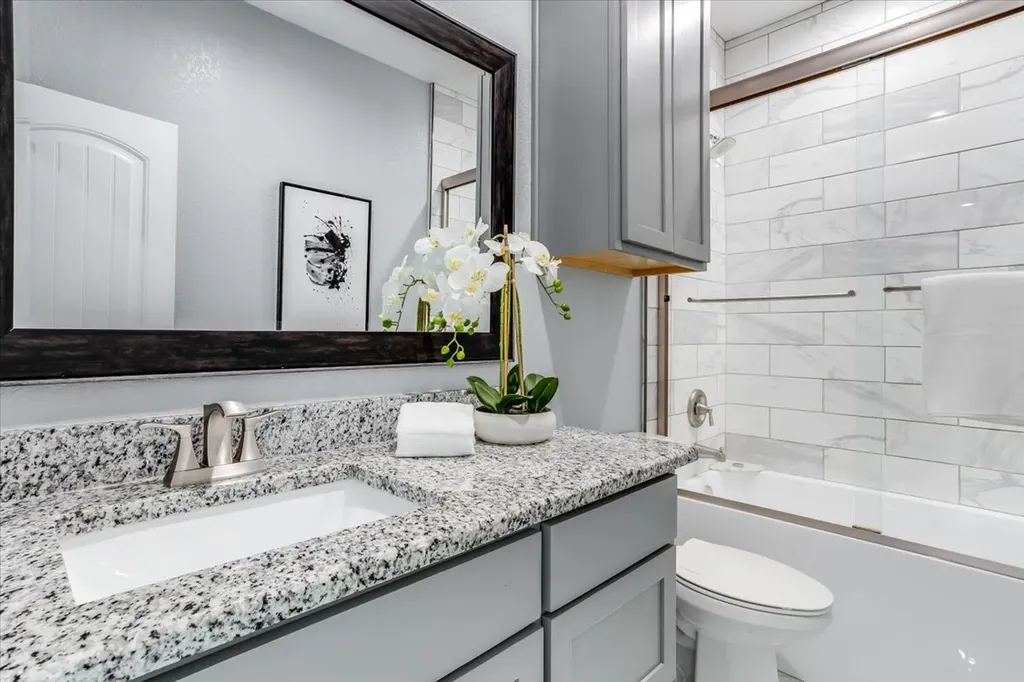 9325 County Road 4074 Scurry TX 75158
