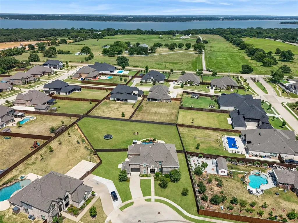 508 Tennington Lane Shady Shores TX 76208
