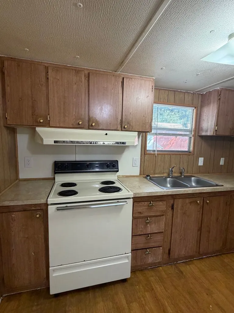 15 Blue Star Drive Keene TX 76059