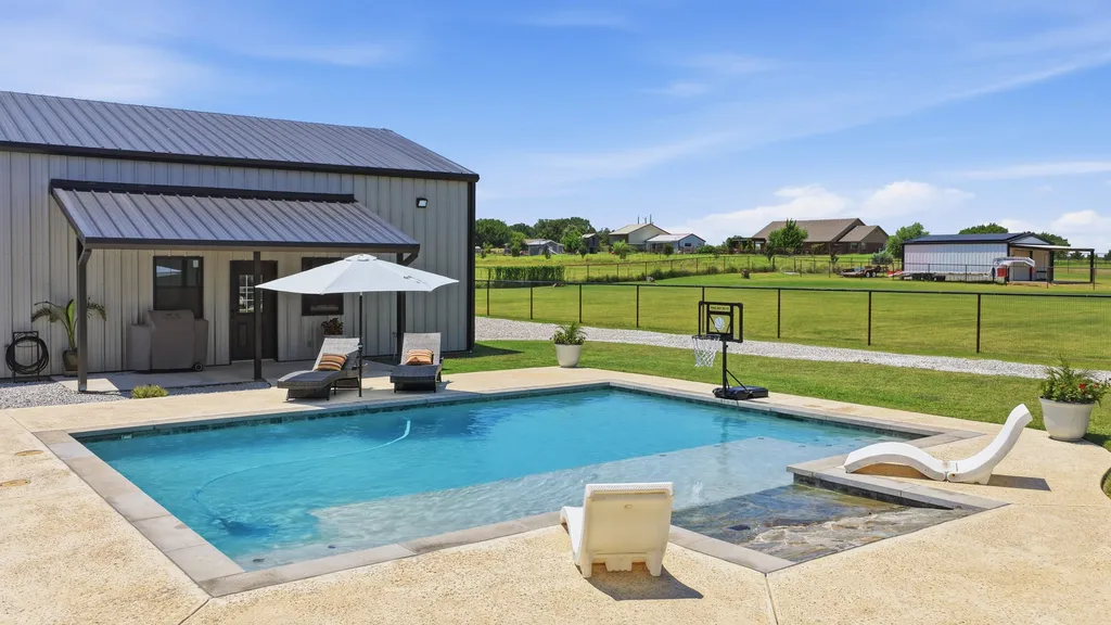 116 Friendship Way Boyd TX 76023