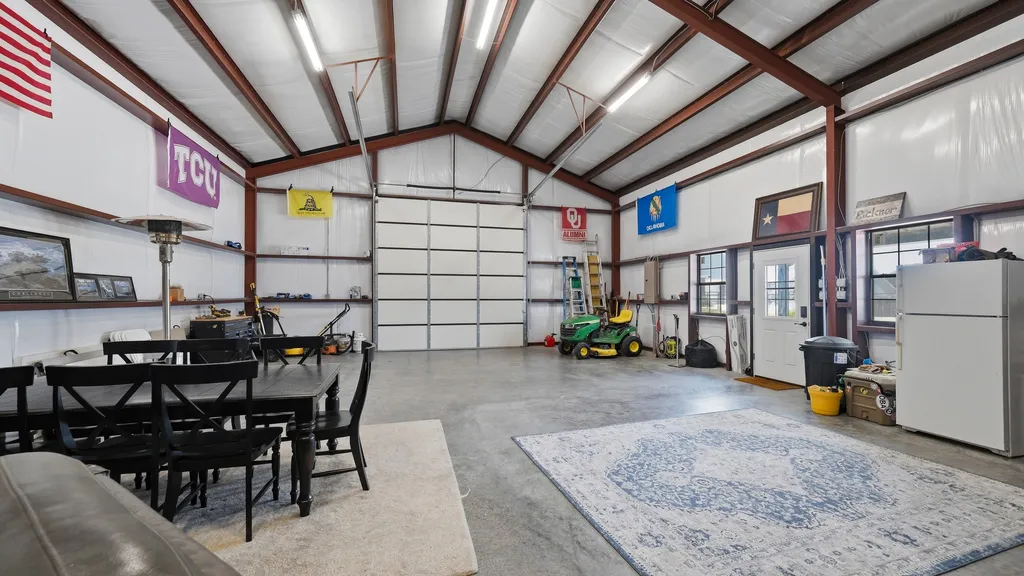 116 Friendship Way Boyd TX 76023