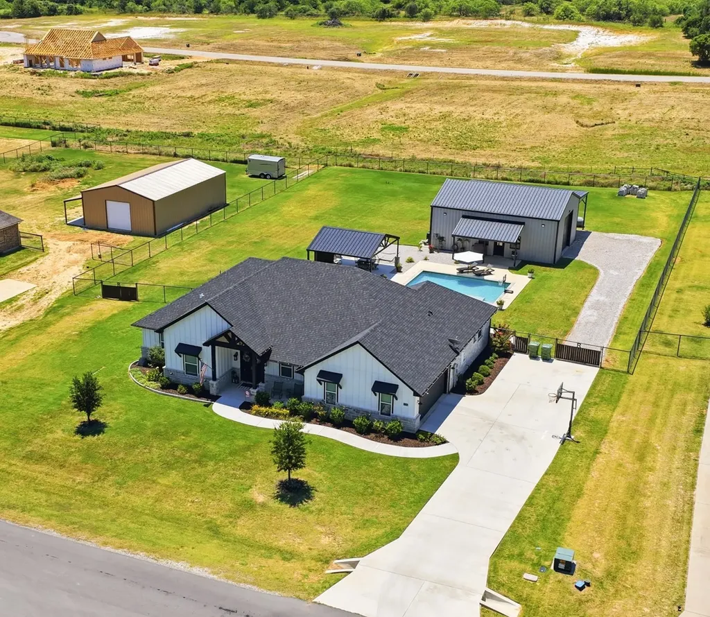 116 Friendship Way Boyd TX 76023