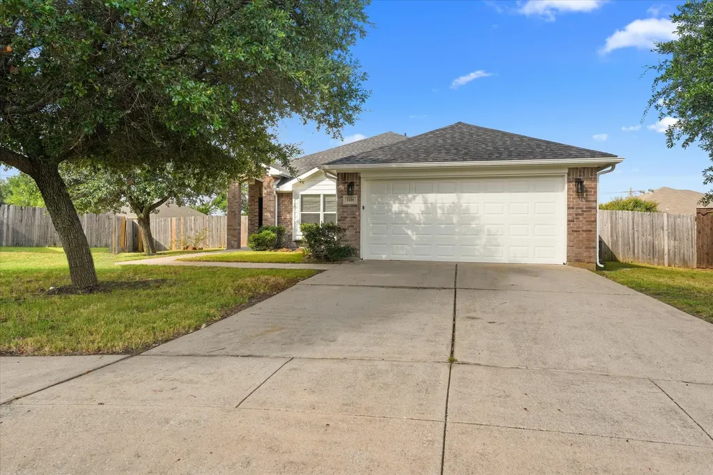 1201 Telese Court Denton TX 76209