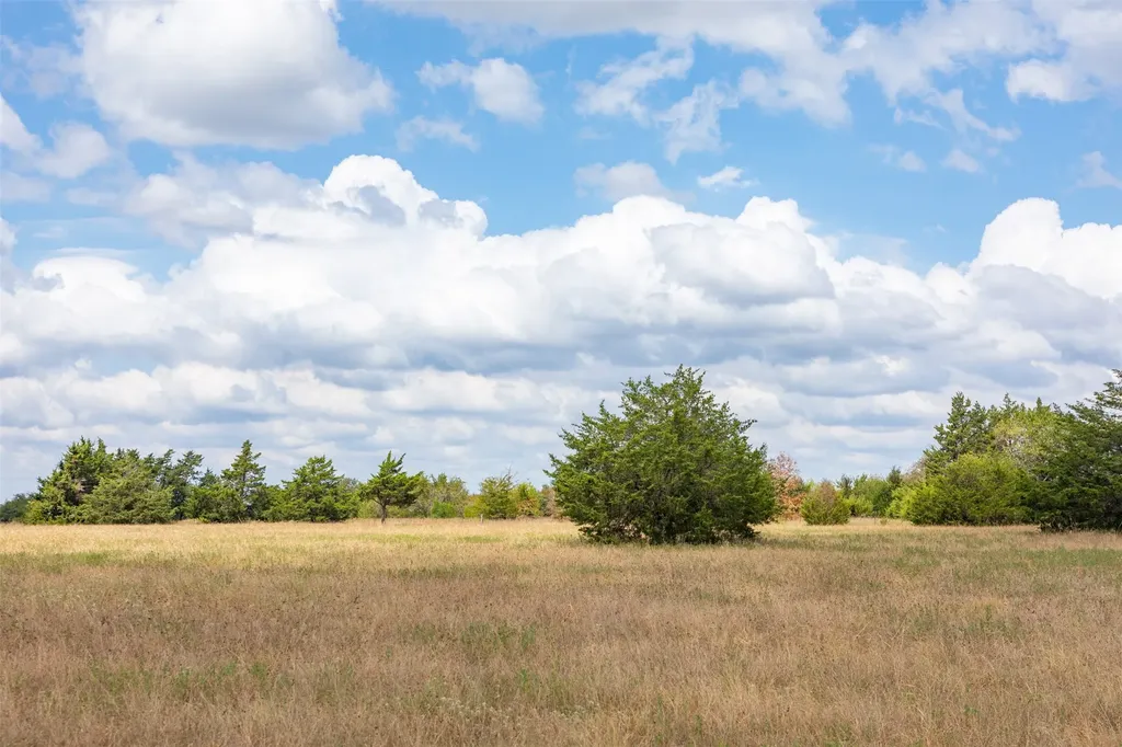 3188 5649 Lone Oak TX 75453